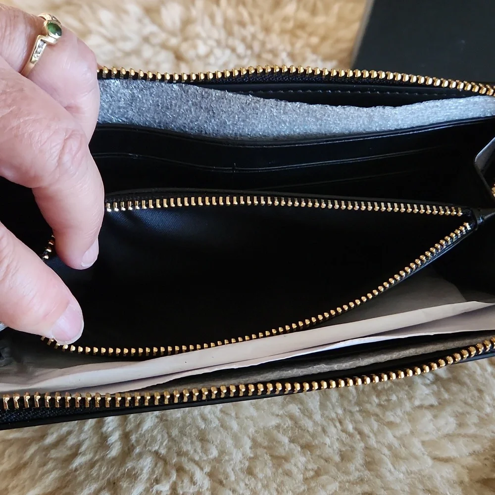NWT IOB Coach Black Smooth Leather Slim Accordian Zippered Wallet 🖤💛🎁 - Picture 9 of 16